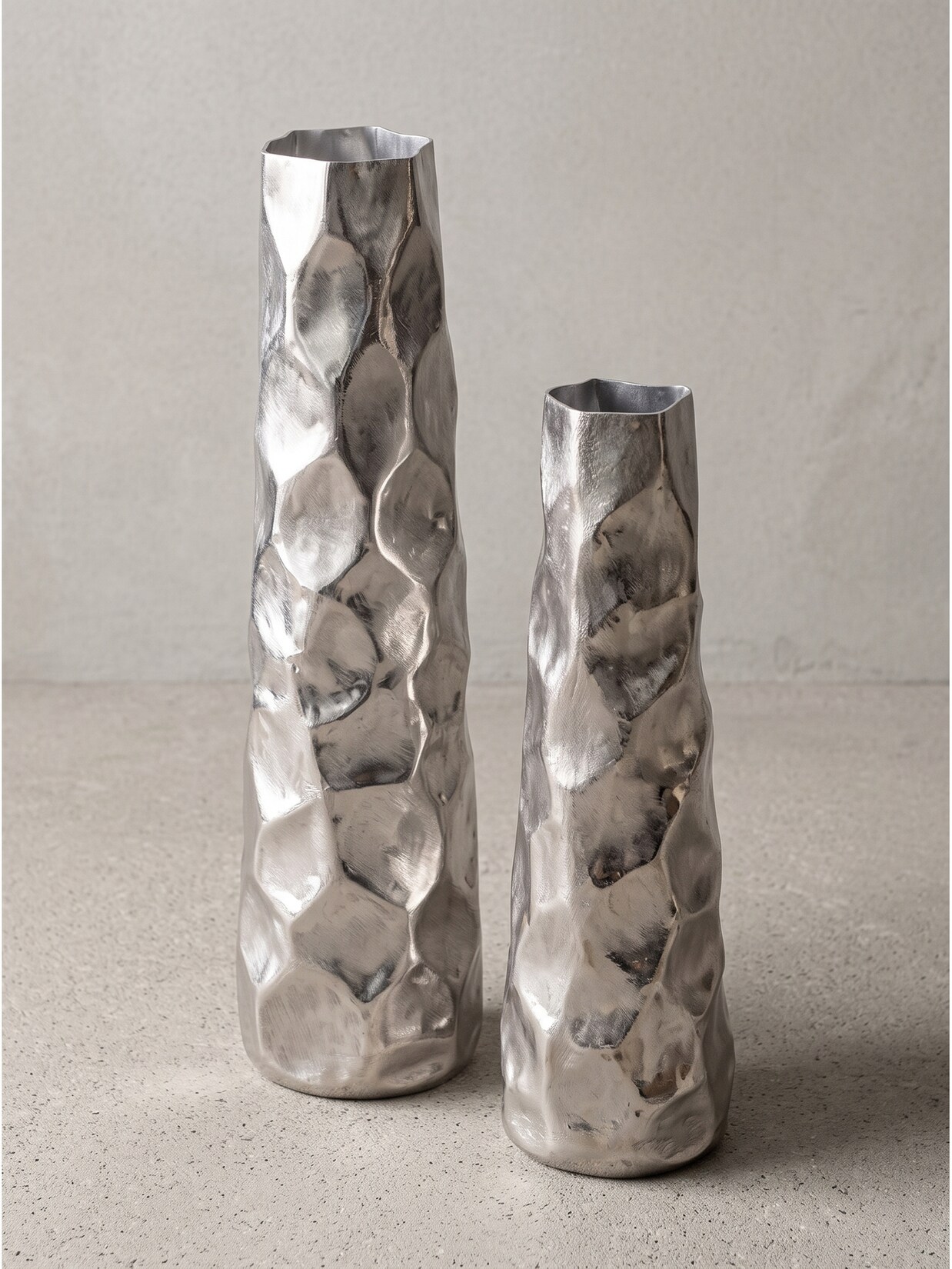 Vasen 2er-Set Aluminium Silber Ø 15x48,5 cm - CASTELSARDO Kadima