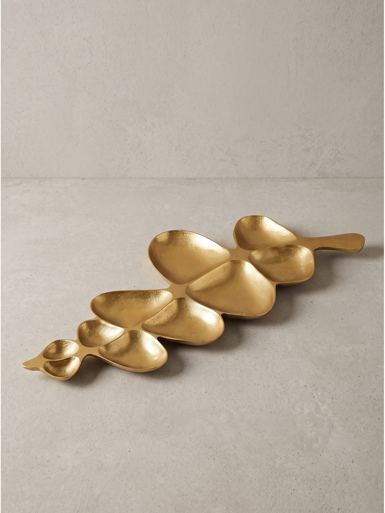 Dekoschale Aluminium Gold 60,5x17,5x3 cm - NUMANA | Kadima Design - Bild 1