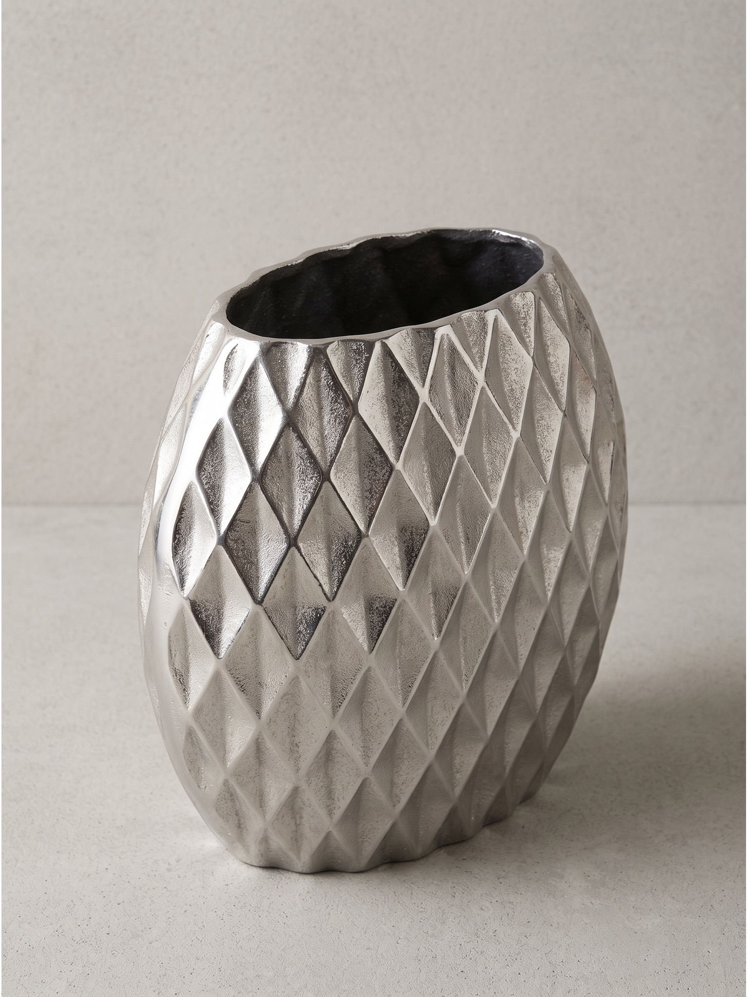 Tischvase Aluminium Silber 33,5x12,5x32 cm - BERLENGA | Kadima Design - Bild 1