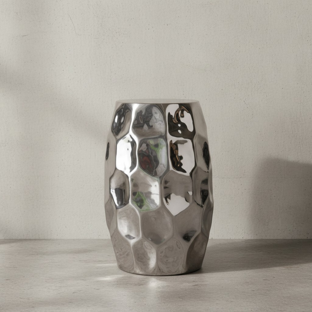 KADIMA DESIGN Orientalischer Beistelltisch ENNS: Hammerschlag-Design, Aluminium, pflegeleicht - Bild 1