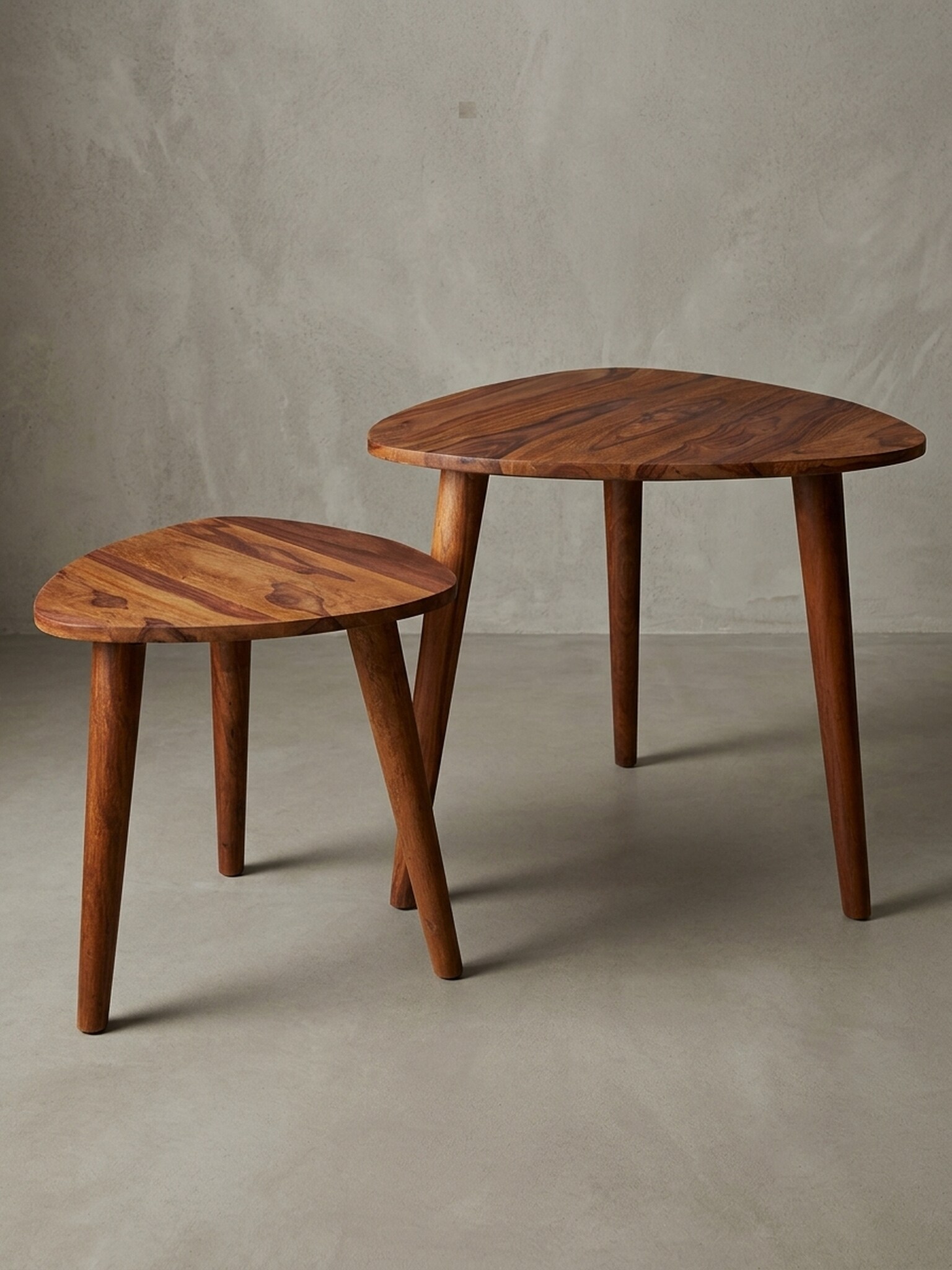 KADIMA DESIGN Rustikales Sheesham Holz Beistelltisch Set, 2 St&uuml;ck, Landhausstil, stabil 