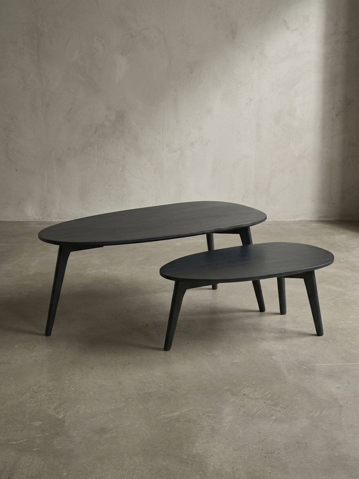 KADIMA DESIGN Retro Couchtische aus Mango Massivholz, 2er Set für stilvollen Wohnbereich