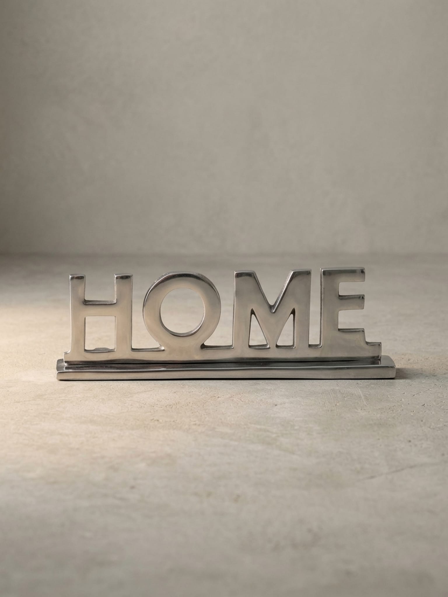 Deko-Skulptur Aluminium Silber 22 cm, moderner Schriftzug f&uuml;r Wohn- und Esszimmer - Bild 1