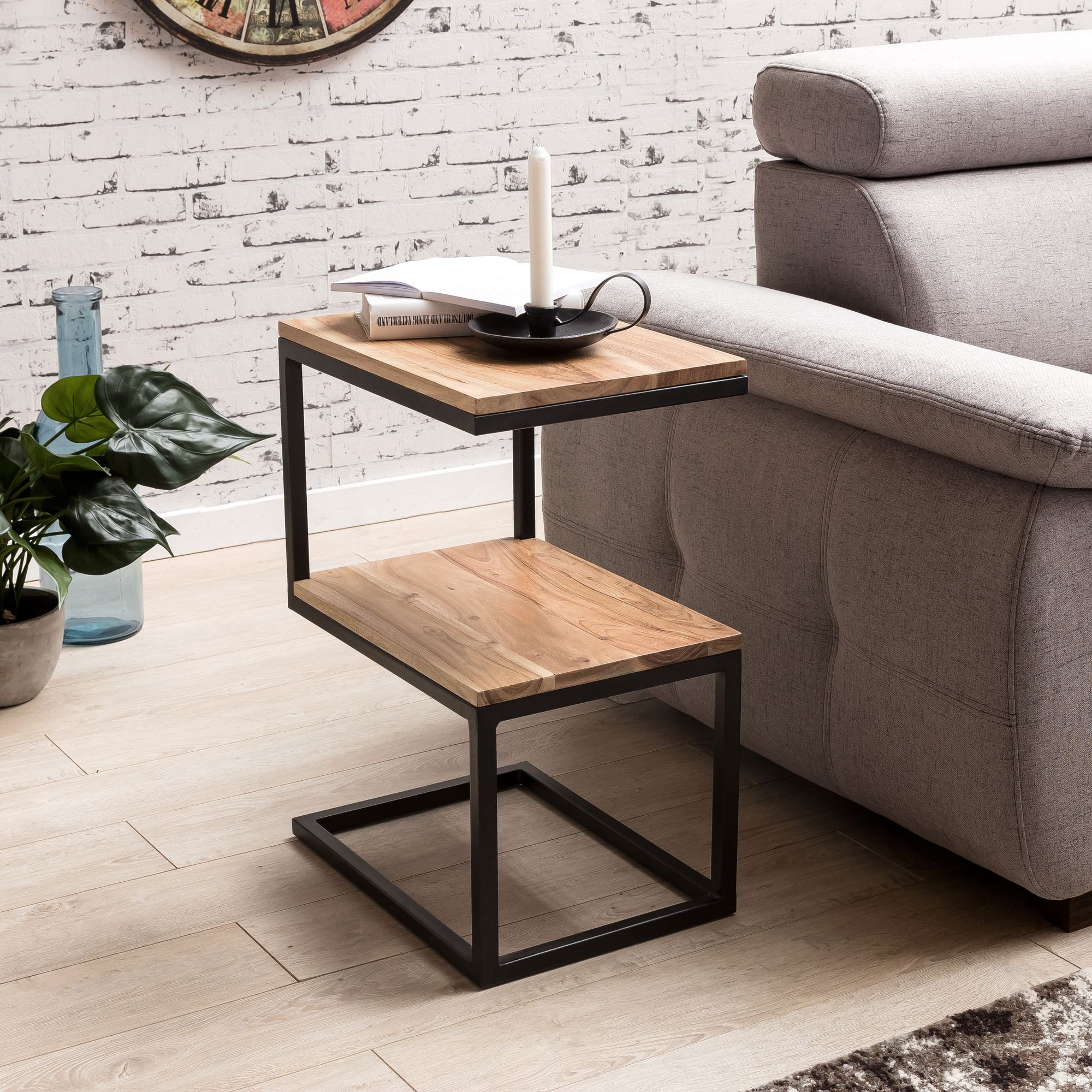 Beistelltisch Massivholz Metall S-Form Landhausstil AKOLA, Akazie 30x45x60 cm - Bild 1