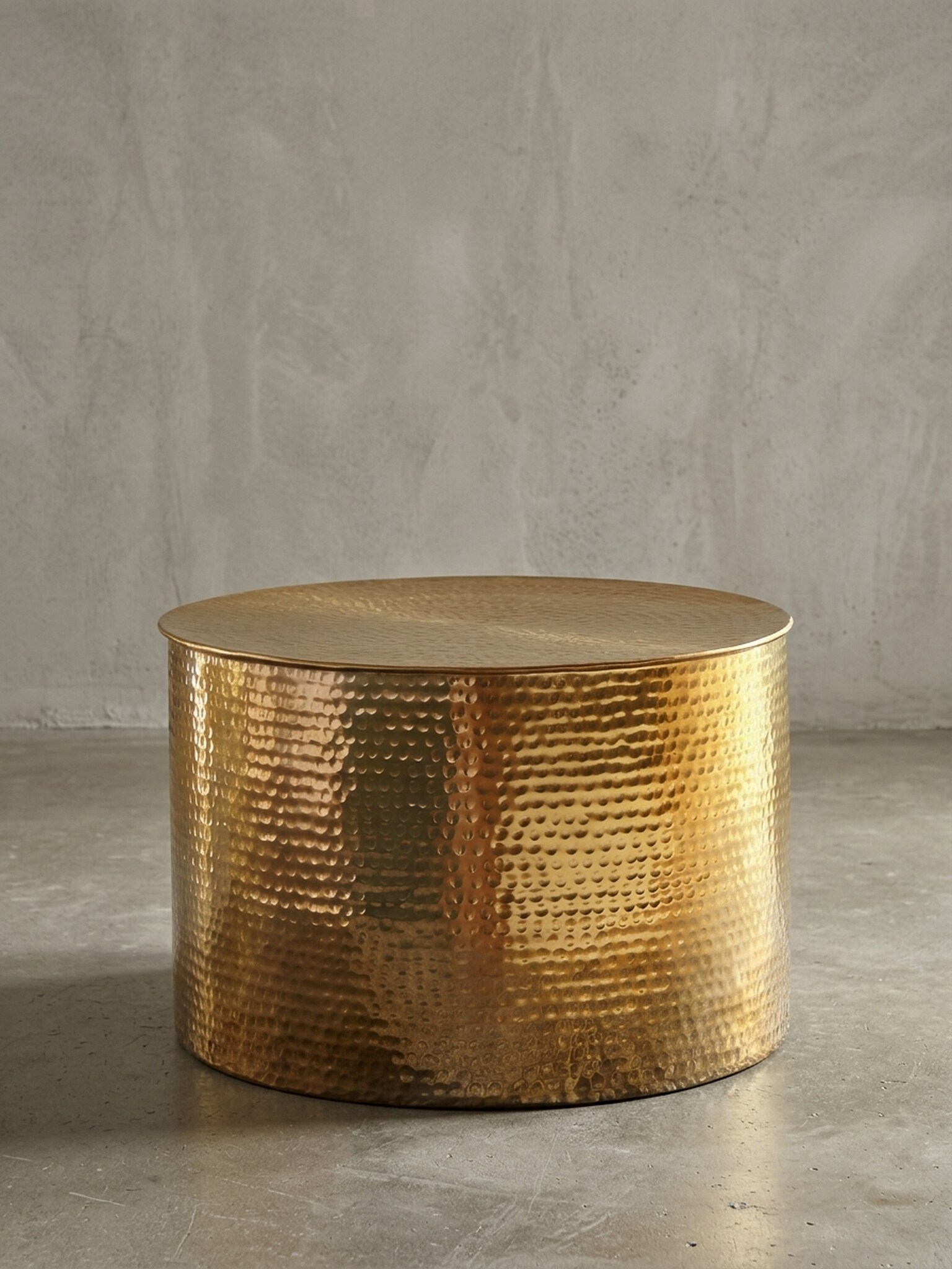 Couchtisch Aluminium Orientalisch Rund mit Hammerschlag Design Modern, Gold 61x61x40 cm - Bild 1