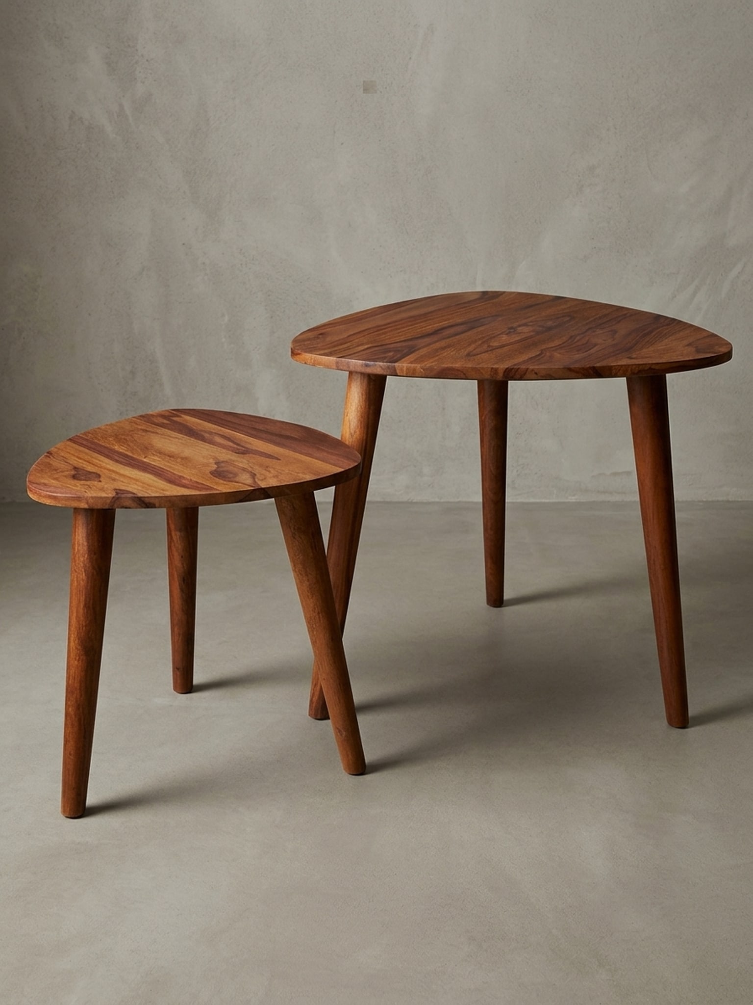 Beistelltisch Set &ndash; 2-teilig, Massivholz braun, schmal - Bild 1