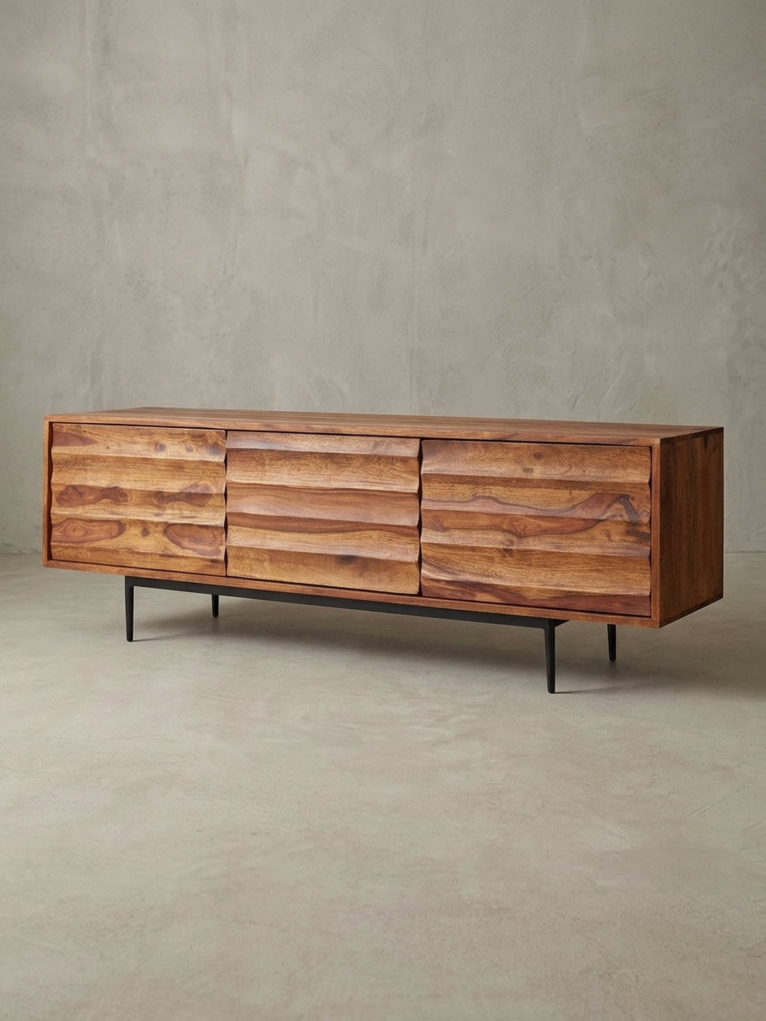 Lowboard Massivholz Landhausstil 147x50x38 cm mit 3 T&uuml;ren - Bild 1