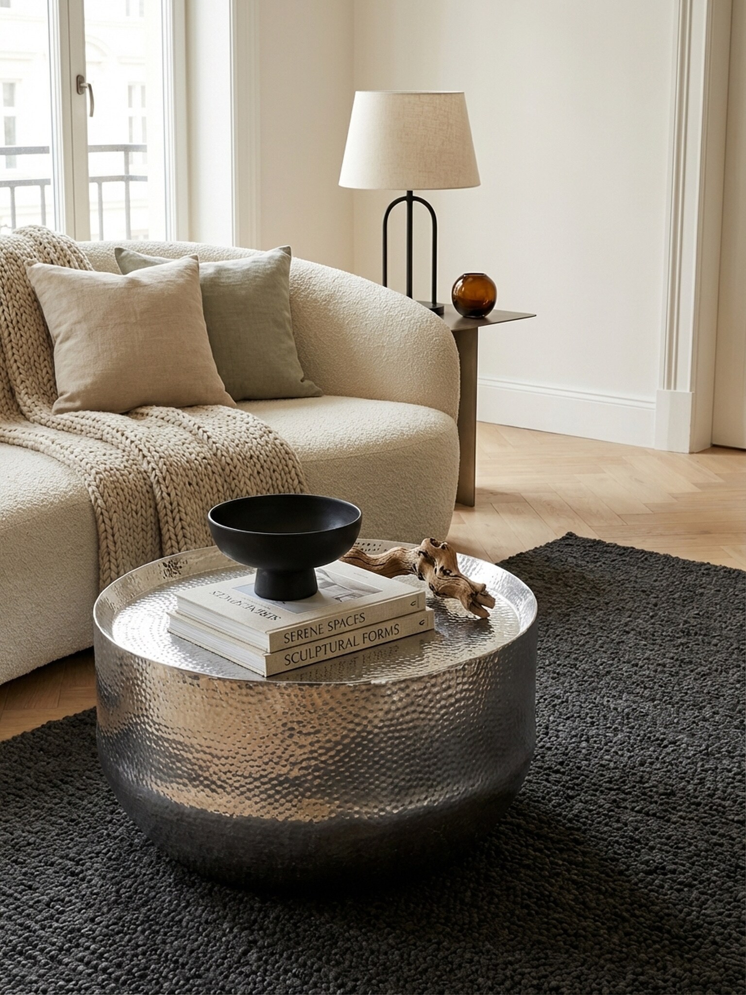 Couchtisch Aluminium mit Hammerschlag-Muster, orientalischer Stil, rund, klein, Silbern 60x60x35 cm - Bild 1