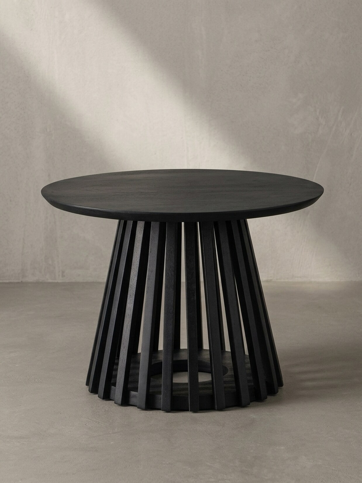 Couchtisch Schwarz Massivholz Mango Rund 60x60x41 cm mit Gittergestell Modern