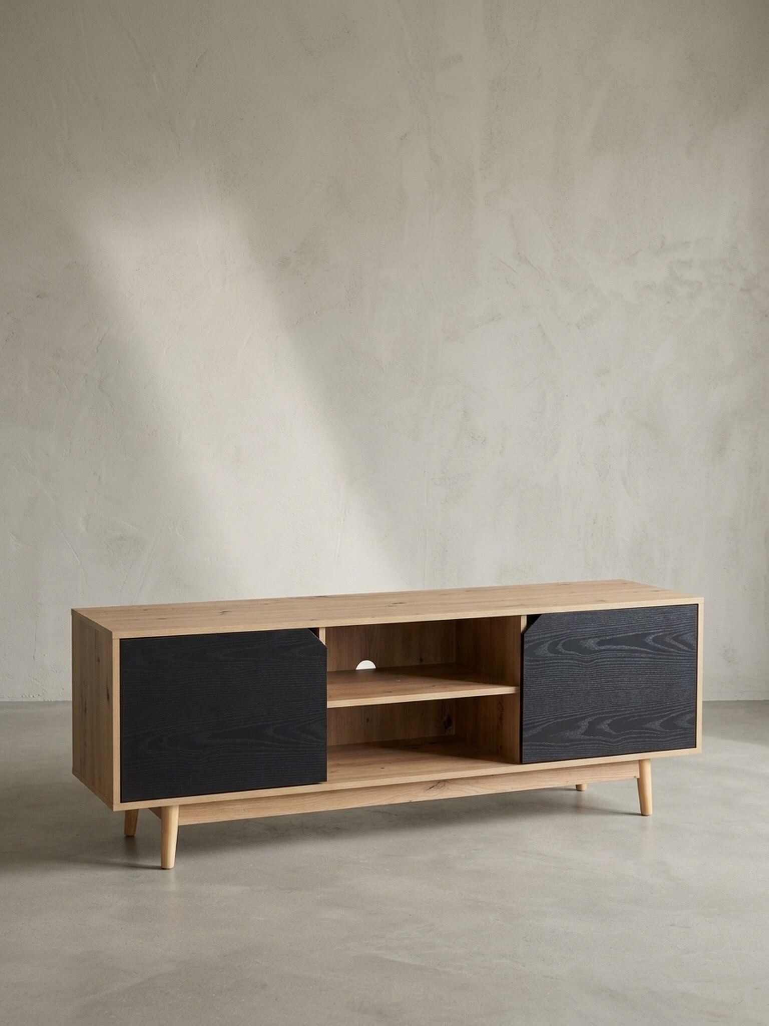 TV-Lowboard mit Eiche-Dekor, 2 T&uuml;ren, modern, Braun-Schwarz 150x40x55 cm - Bild 1