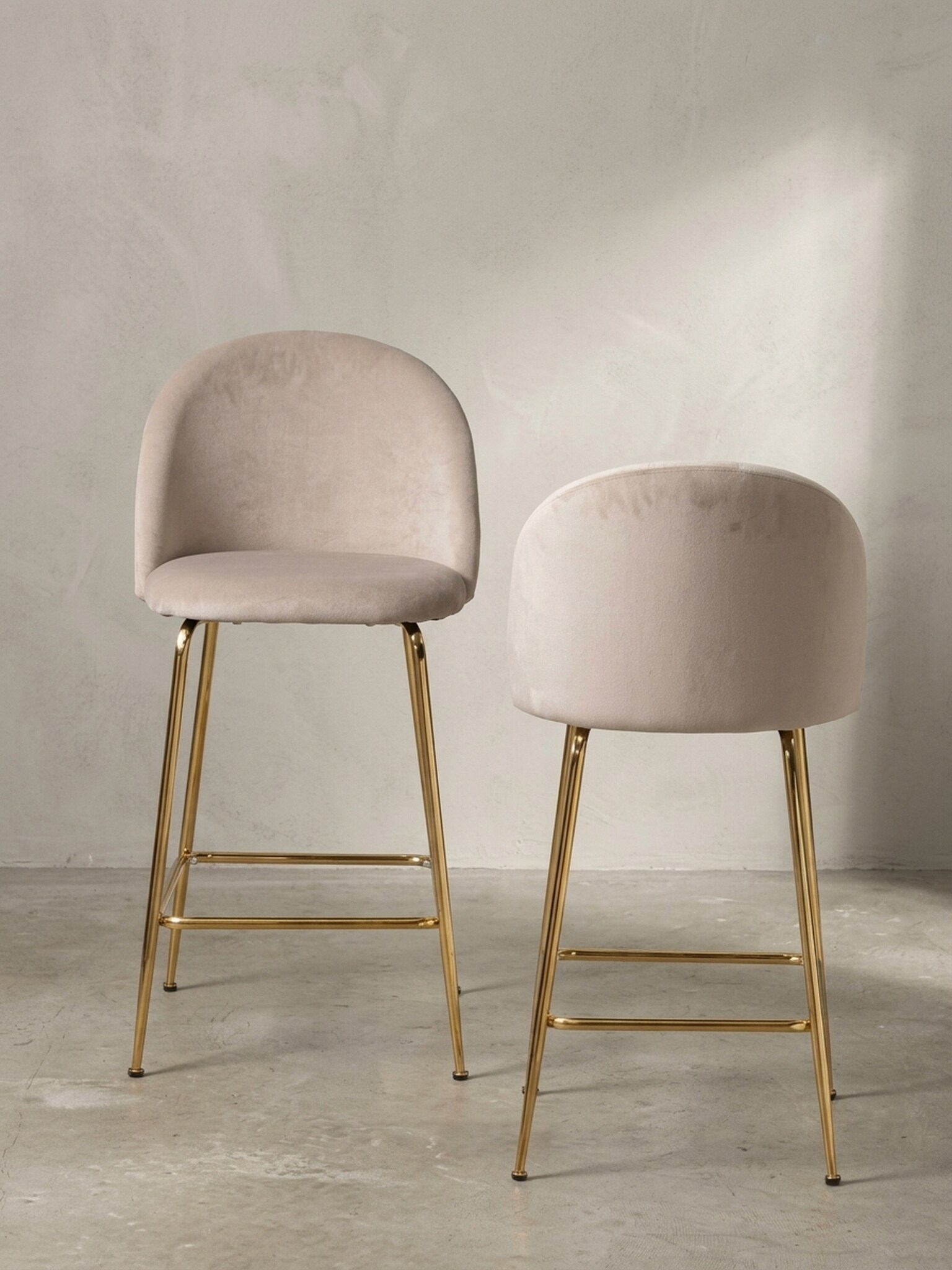 Barhocker 2er Set Samt Lehne Goldgestell Skandi-Stil Gepolstert, Beige 50x50x102 cm - Bild 1