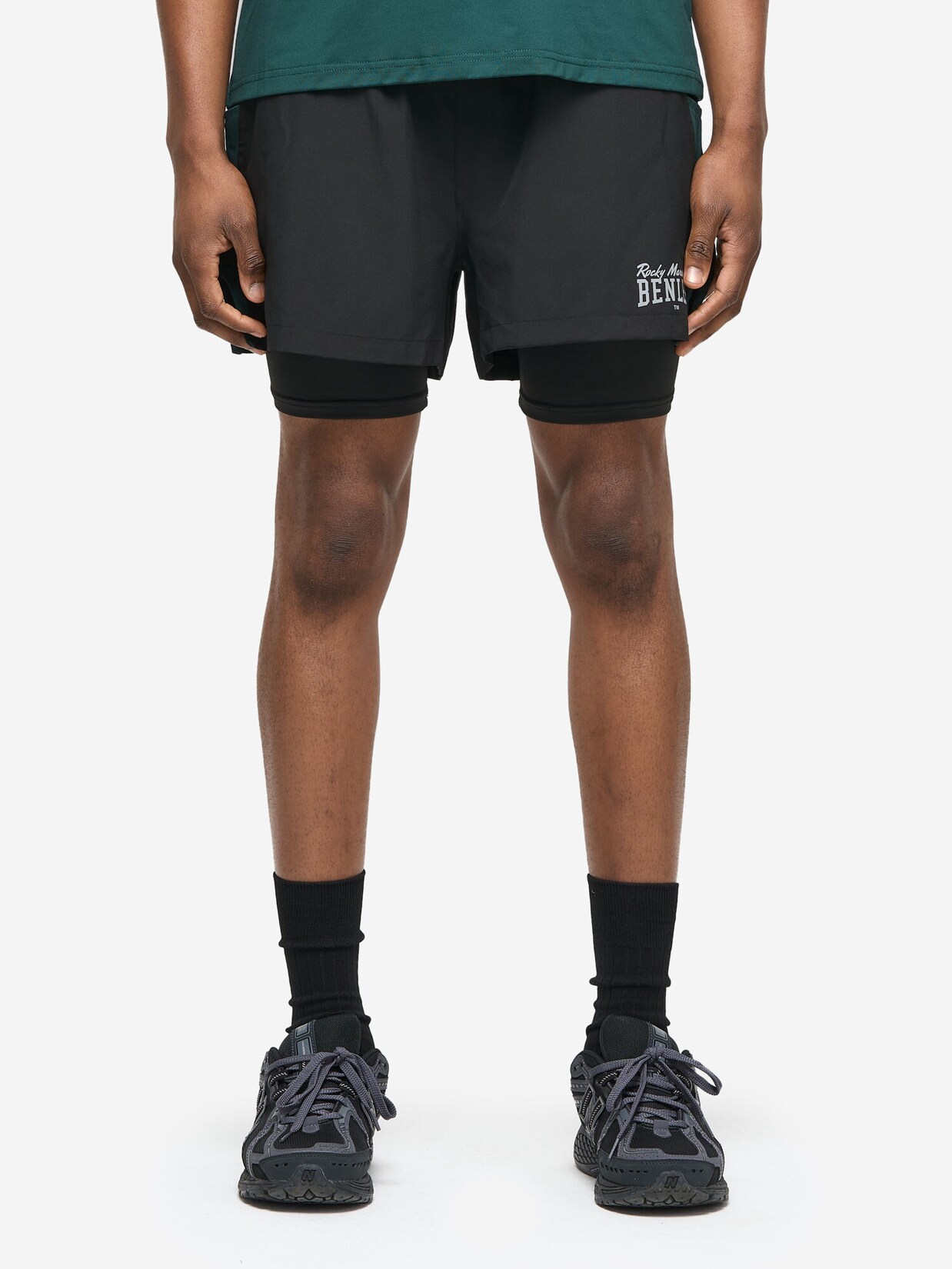 BENLEE Herren Funktionsshorts normale Passform KNAPTON