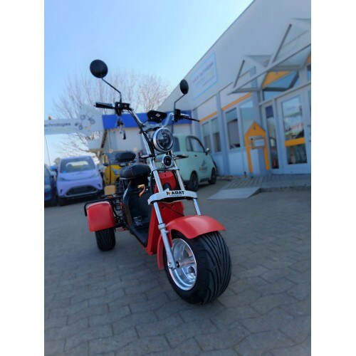 Madat CP-3 Elektro-Dreirad &ndash; E-Scooter & Chopper 45 km/h (25 km/h optional) 40 Ah Akku 60&ndash;90 km Reichweite mit 2 Akkus Rot - Bild 1