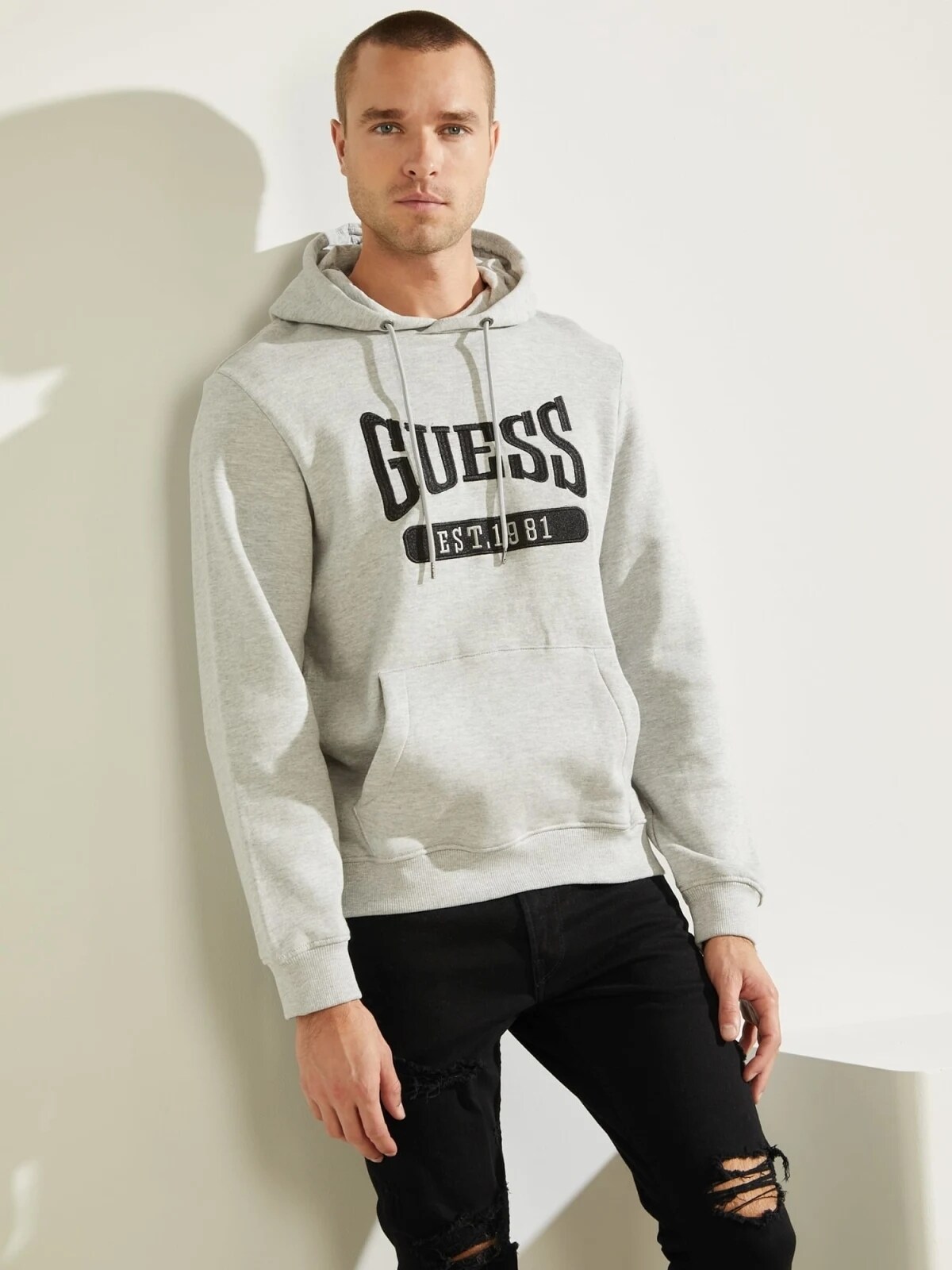 Guess Pullover ORGNC COTTON GYM GUESS HOODIE - Bild 1