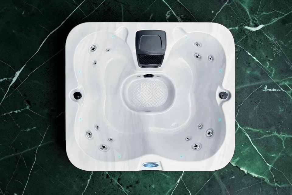 PassionSpa Whirlpool SPARK 170 x 152 x 74 cm - XL / bis zu 4 Personen - Bild 1