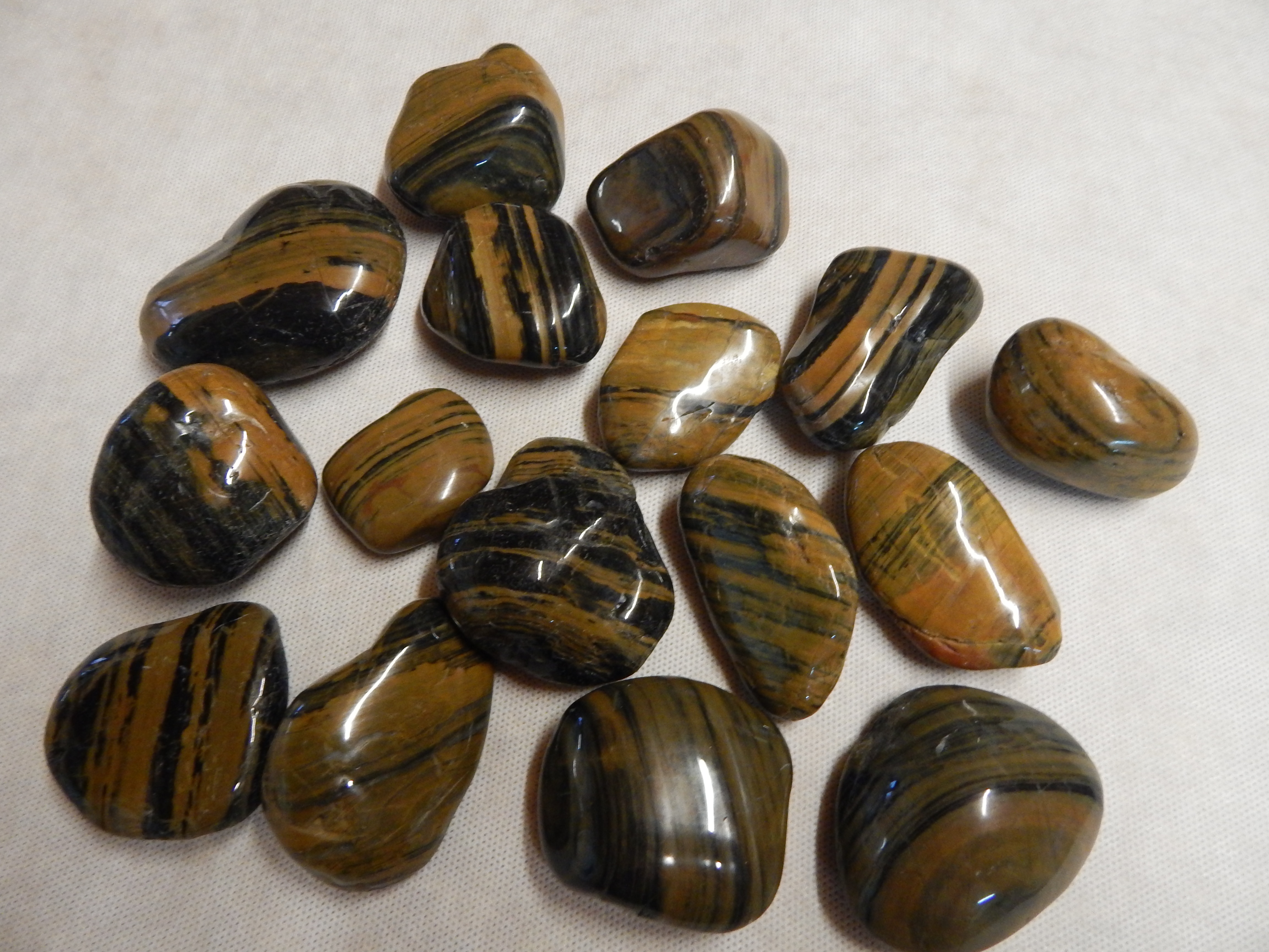 Aquagart 120kg Polierter Kiesel Glanzkies Flusskiesel Kieselsteine Gartenkies Zierkies # - Bild 1