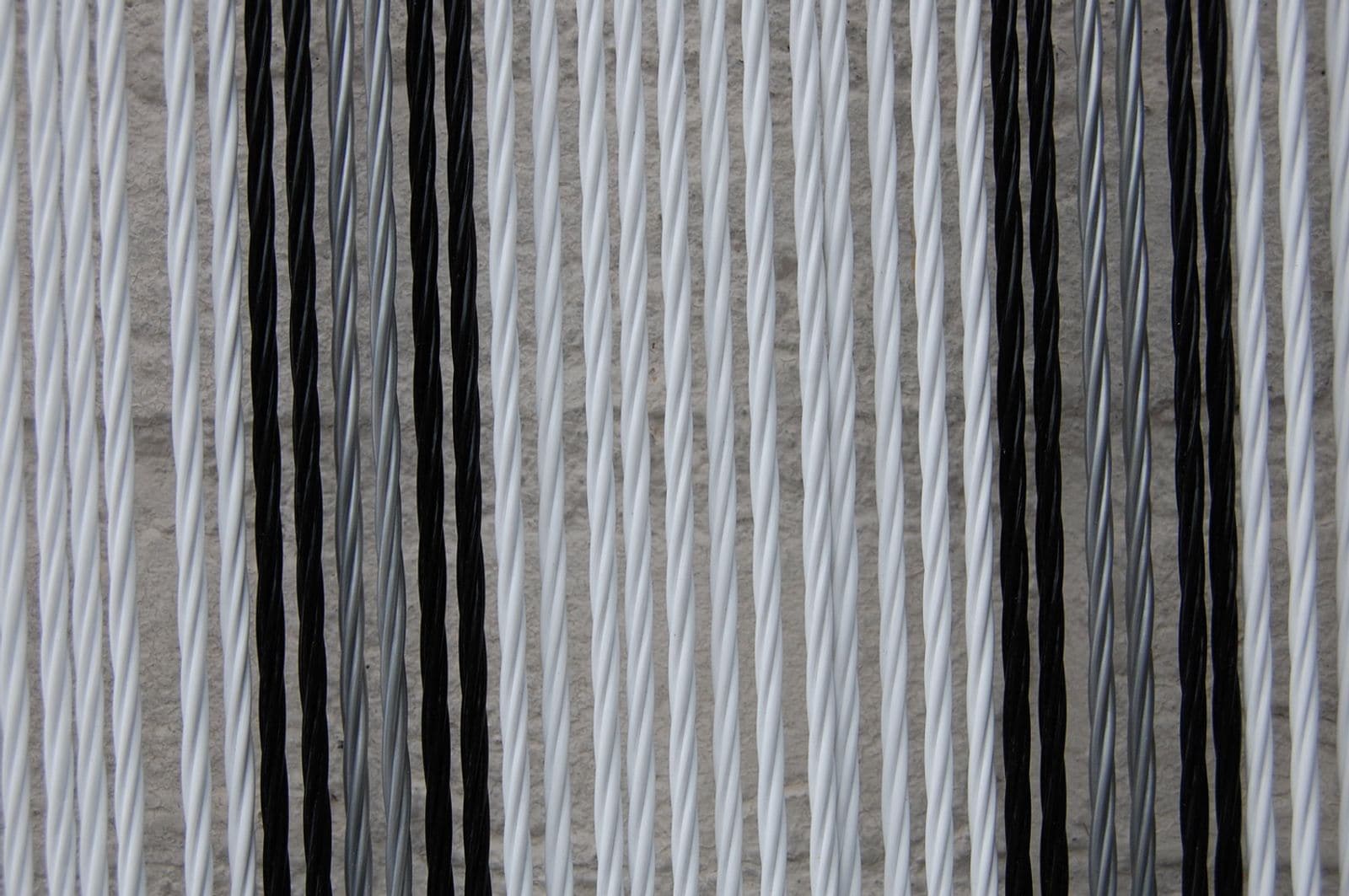 La Tenda T&uuml;rvorhang OSTUNI 1 Gr&ouml;&szlig;e: 90x210cm Farbe: schwarz wei&szlig; grau - Bild 1