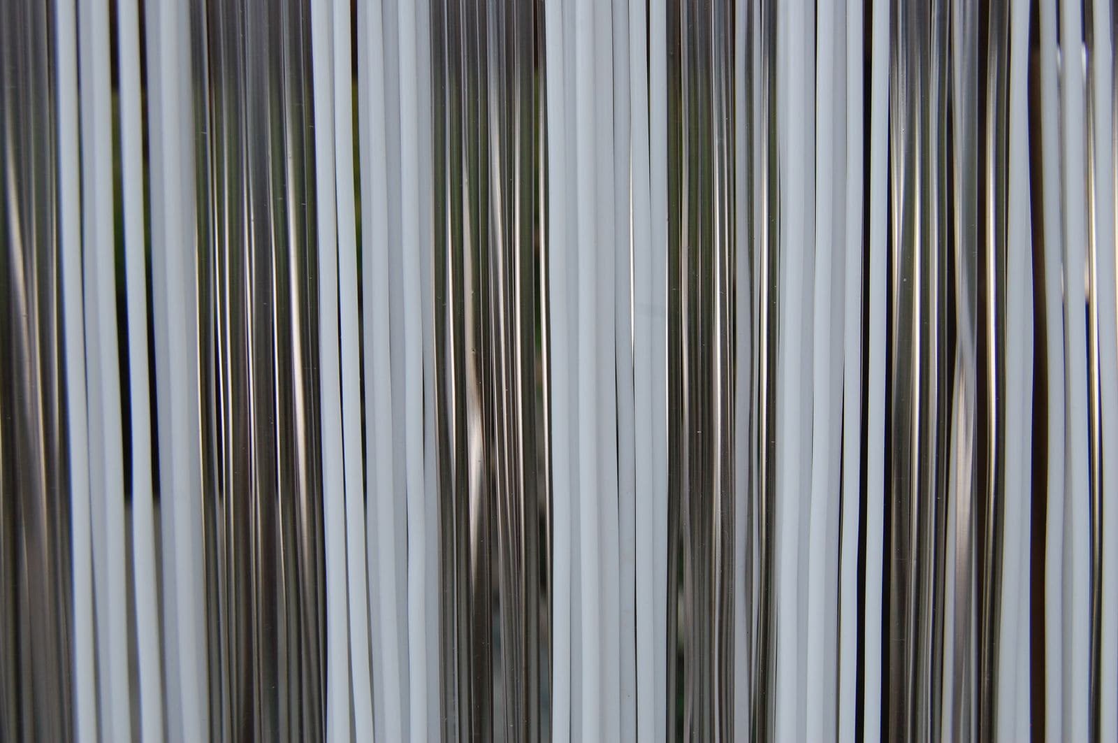 La Tenda T&uuml;rvorhang TRENTO 2 Gr&ouml;&szlig;e: 90x210cm Farbe: wei&szlig; transparent - Bild 1